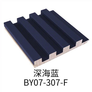 Boiserie in legno massello