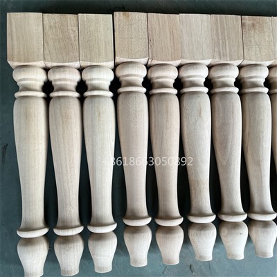 Mobile Con Gambe In Legno GOMMA Intaglio
