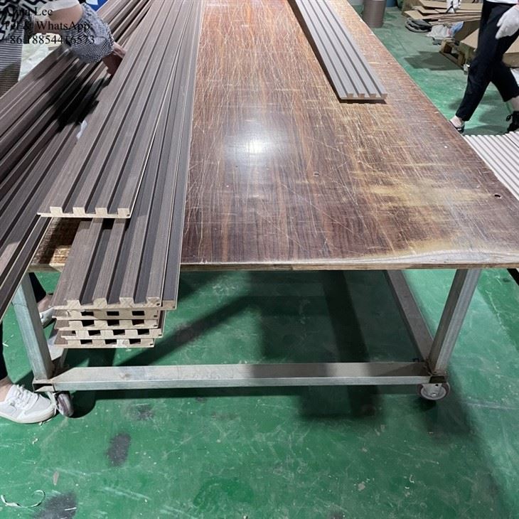 solid wood wall panel (22)